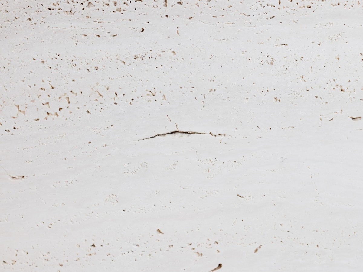Travertin — tekstura kamena